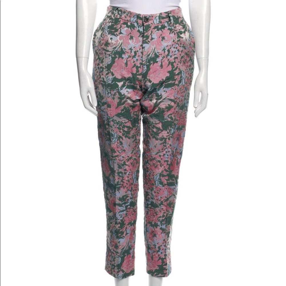 Brand new with tags Dolce & Gabbana pink abs green floral capri pants.  Sz 46.